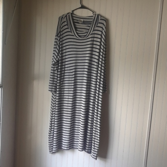 SPIRIT HOUSE DRESS SIZE M/L - Picture 1 of 4